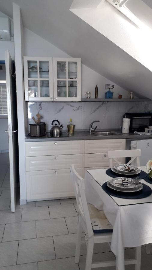 Apartment Josip กอร์จูลา ภายนอก รูปภาพ