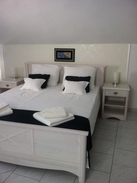Apartment Josip กอร์จูลา ภายนอก รูปภาพ